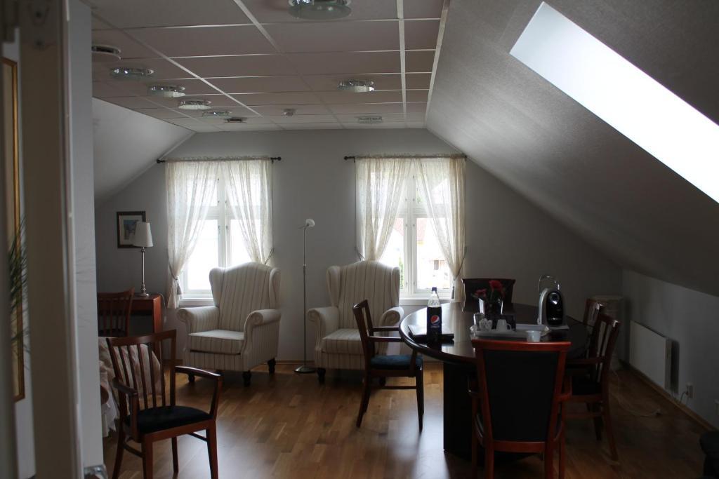 Klover Hotel Sauda Exterior photo